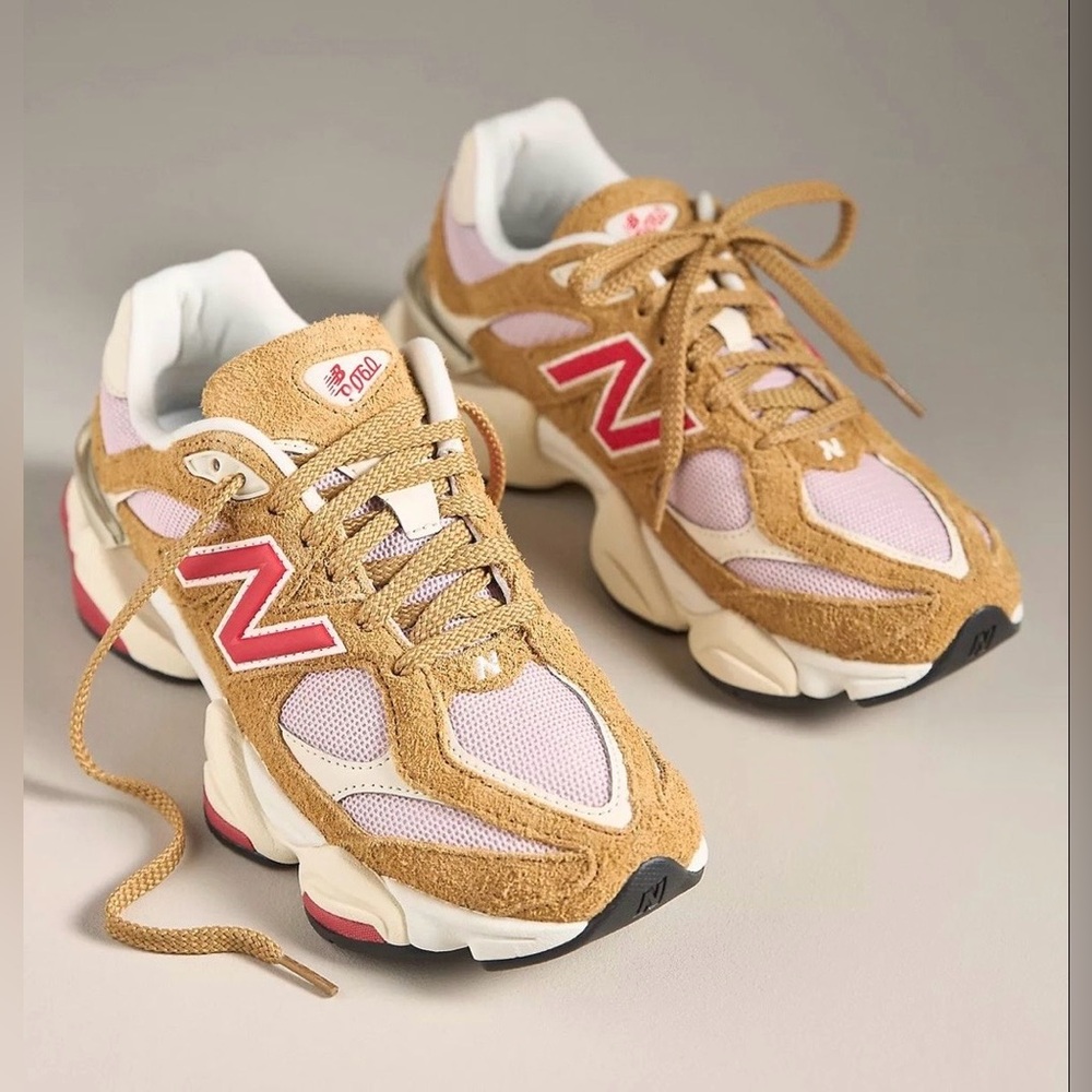 New Balance Gender Inclusive 9060 Sneaker